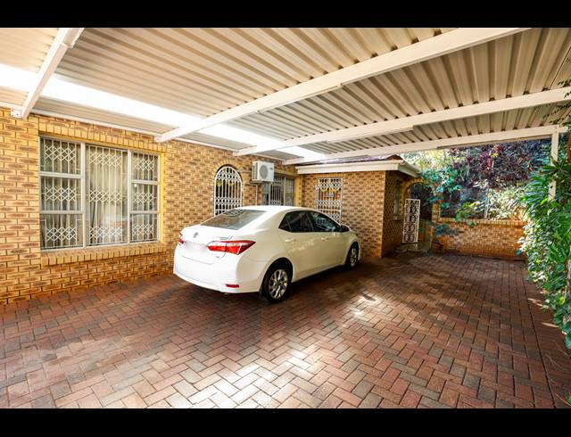 3 BEDROOM FREEHOLD FOR SALE IN AVOCA